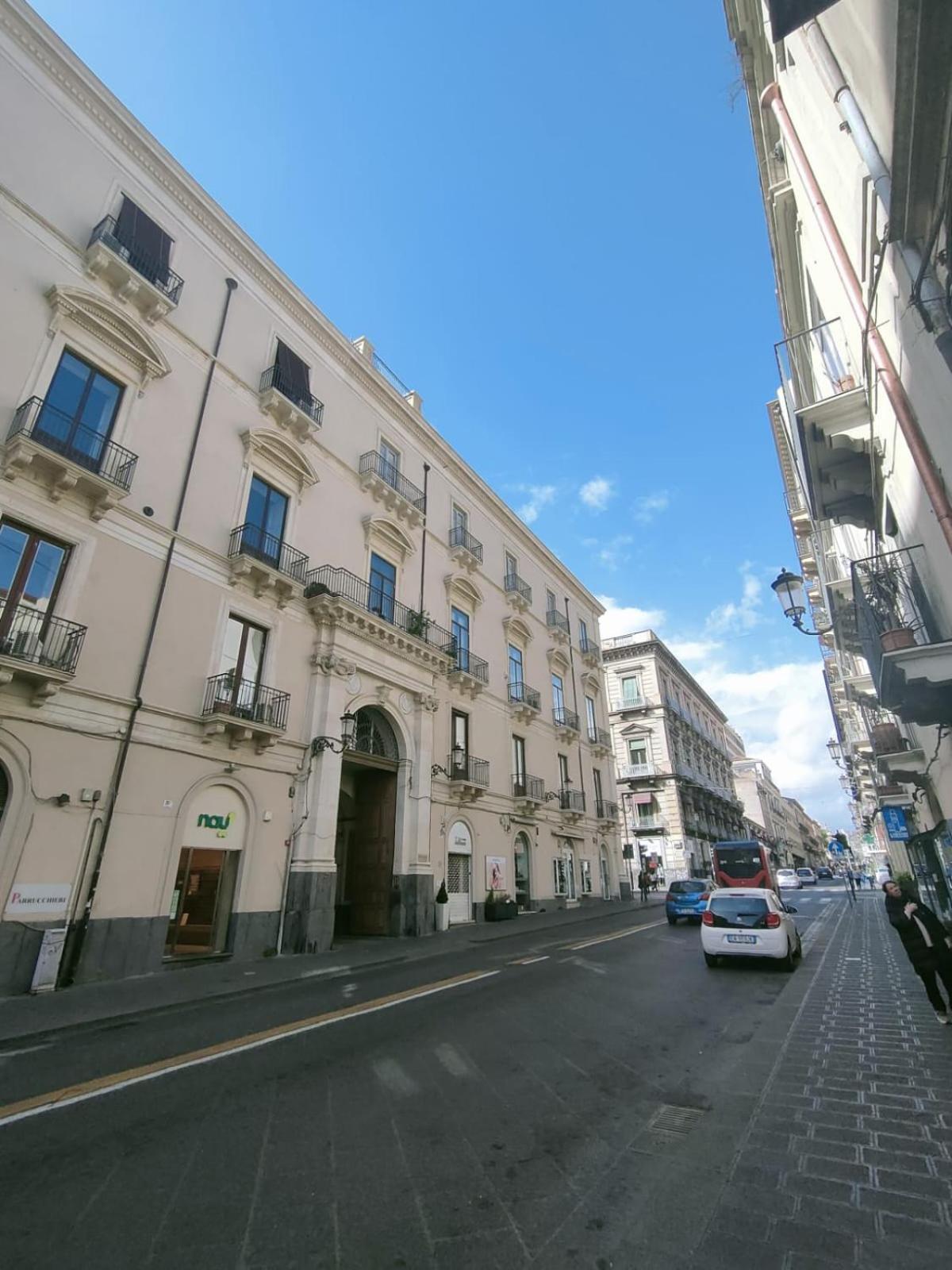 Hibiscus - Etnea Rooms Catania Exterior photo
